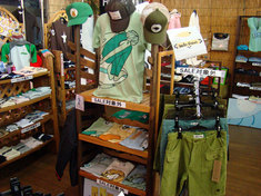 090506shop-ando.jpg