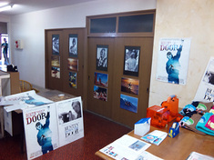 090611btd-entryroom.jpg