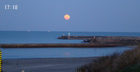 100130pm-taito-moon.jpg