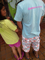 100619shinoda-famiry.jpg