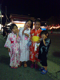 110913siigi-night-kids.jpg