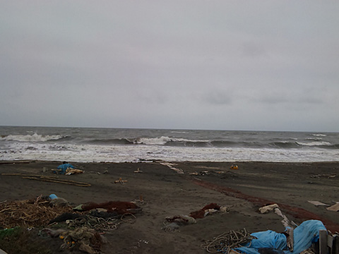 111021wave.jpg