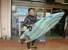 t110507eps-b.jpg
