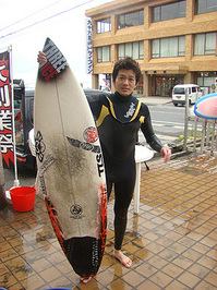 t110507eps-s.jpg