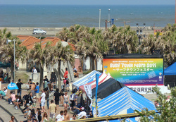t110604festa-ex2.jpg